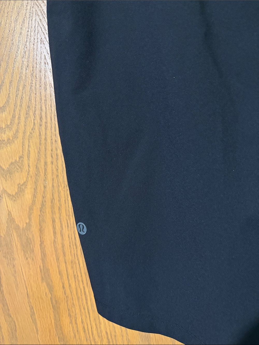 Lululemon license to train large men’s Black Performance Drawstring Shorts - Picture 5 of 7
